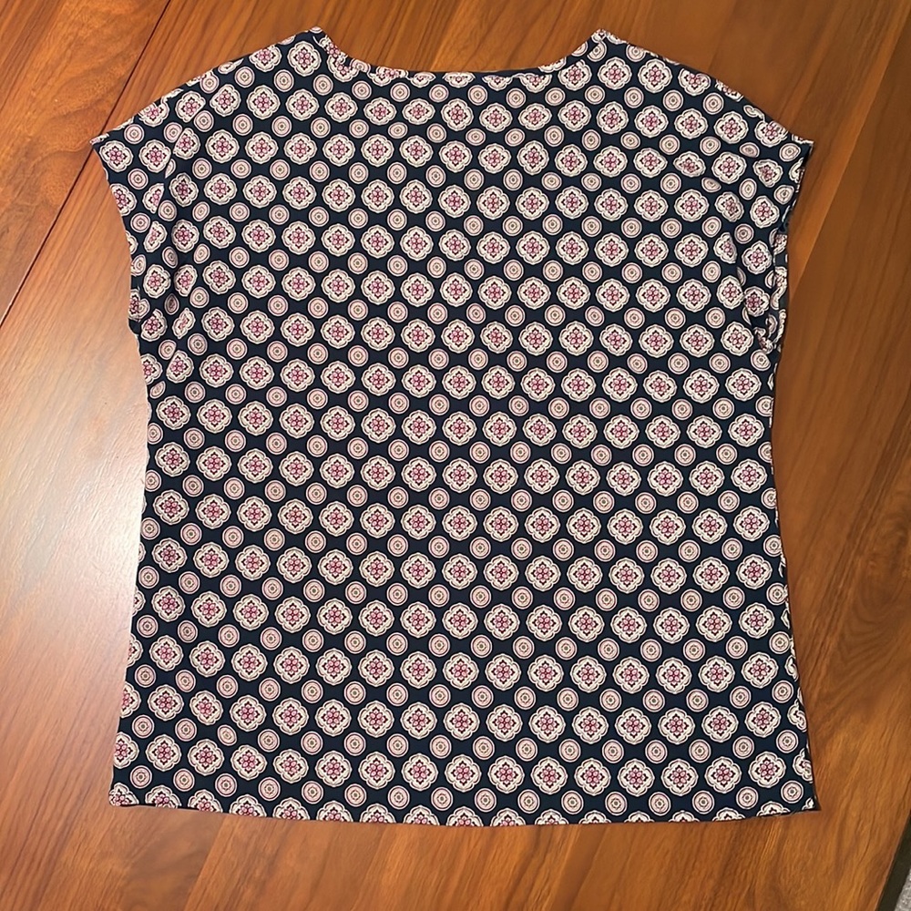 Banana Republic Blouse - Picture 5 of 6